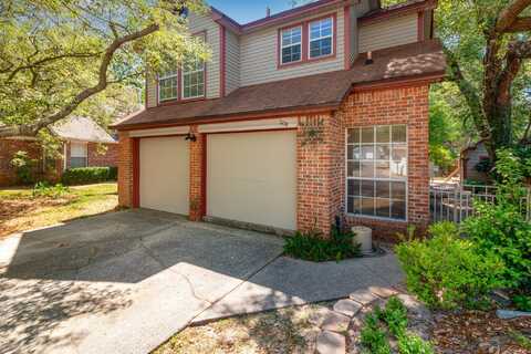 204 Parkwood Circle, Niceville, FL 32578