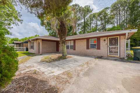 38 NW Deal Avenue, Fort Walton Beach, FL 32548