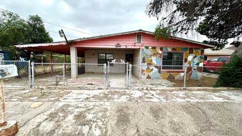 838 Medina Street, Eagle Pass, TX 78852