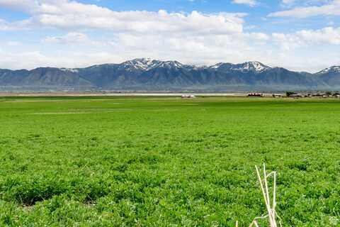 2430 N 6750 W 9, Petersboro, UT 84325