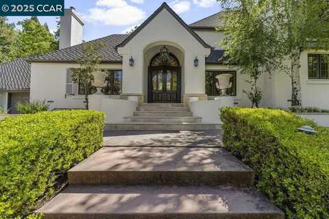 532 Blackhawk Club Dr, Danville, CA 94506