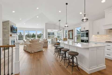 12601 Surrey Street, Eden Prairie, MN 55347