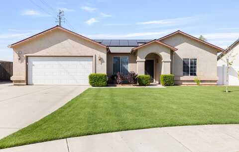 683 Forest Street W, Kingsburg, CA 93631