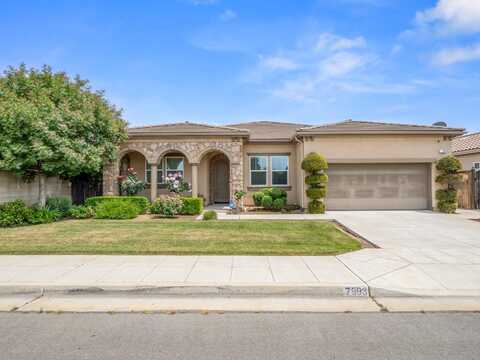 7993 Justin Avenue N, Fresno, CA 93720