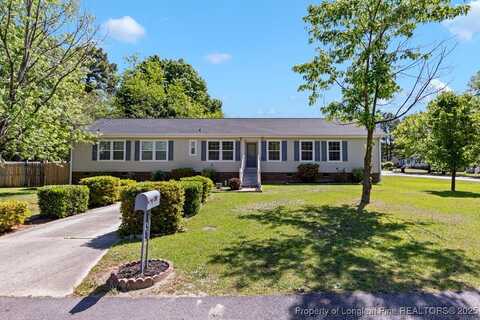 209 Woodbridge Drive, Spring Lake, NC 28390