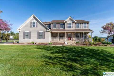 5364 Covenant Court, Macungie, PA 18106