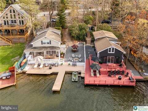 34-36 S LAKE DRIVE, LAKE HARMONY, PA 18624