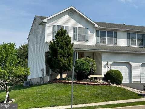 349 ONEIDA DRIVE, SINKING SPRING, PA 19608