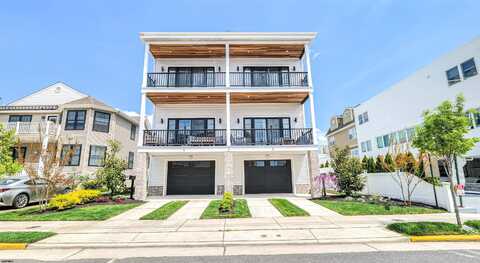 5 N Monroe Ave, Margate City, NJ 08402