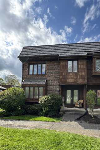 6740 Quail Ridge Lane, Fort Wayne, IN 46804