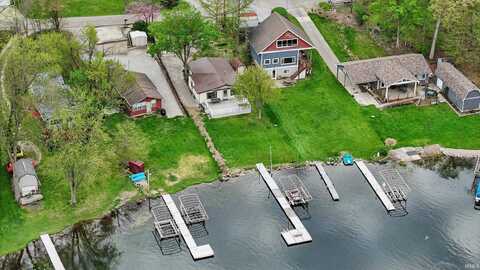 2045 E Crampton Road, Columbia City, IN 46725