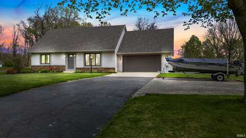 13510 Schwartz Road, Grabill, IN 46741