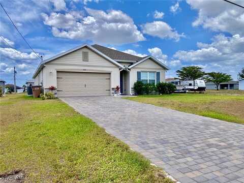 1828 NW 5th Place, Cape Coral, FL 33993