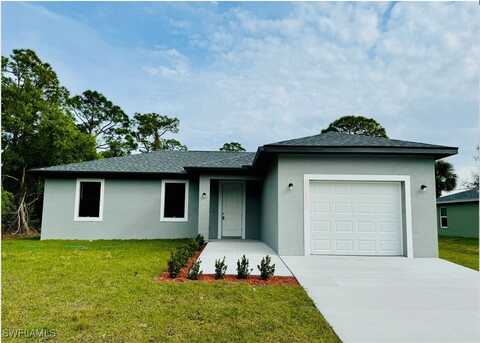 8032 MANGROVE Circle, Labelle, FL 33935