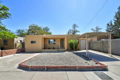 150 MESILLA Street NE, Albuquerque, NM 87108