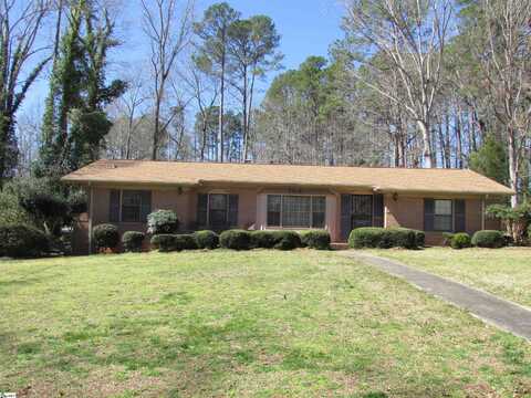 104 Pine Road, Laurens, SC 29360