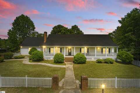 414 Giggle Drive, Laurens, SC 29360