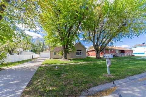 1217 Elm St, St. Paul, NE 68873