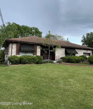 2800 Hikes Ln, Louisville, KY 40218