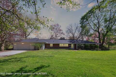 3723 Waverly Hills Road, Lansing, MI 48917