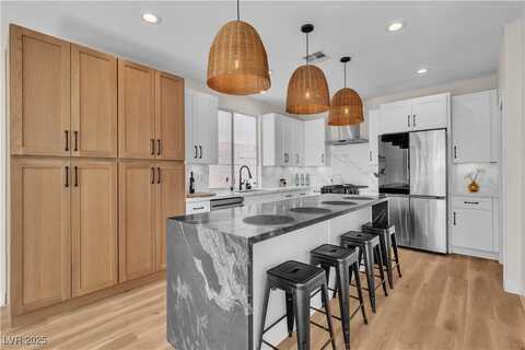 10613 Turquoise Valley Drive, Las Vegas, NV 89144