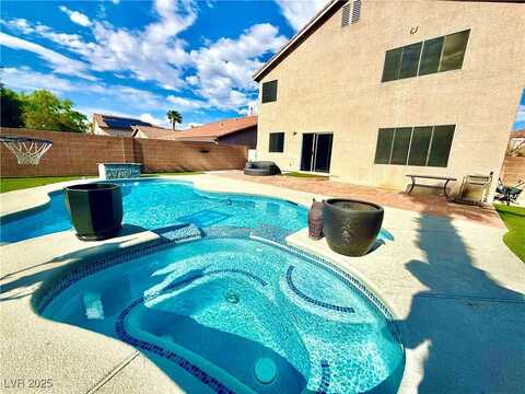3245 Ridgecliff Street, Las Vegas, NV 89129