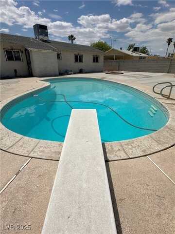 2804 E Gowan Road, North Las Vegas, NV 89030