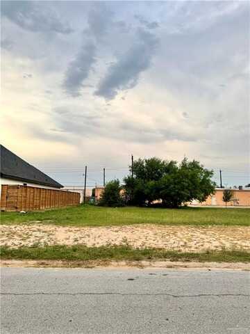 124 E Quince Avenue, McAllen, TX 78501