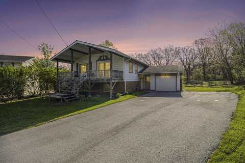 8631 Christopher Drive, Saint John, IN 46373