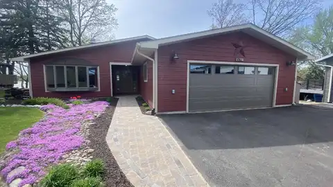 2493 E Lakeshore Drive, Crown Point, IN 46307