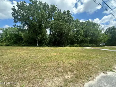 301 W Moore Street, Greenville, NC 27834