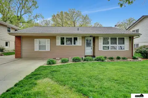 1400 Meadow dale Drive, Lincoln, NE 68505