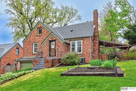 4855 Blondo Street, Omaha, NE 68104