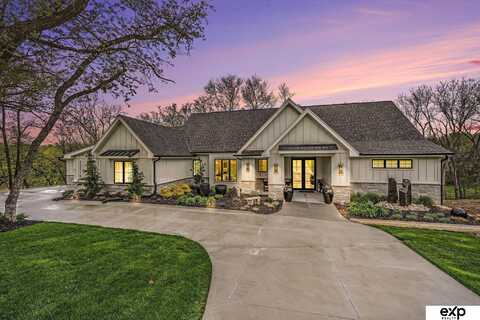 23716 P Street, Elkhorn, NE 68022
