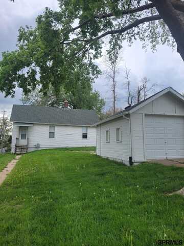 4108 S 10 Street, Omaha, NE 68107
