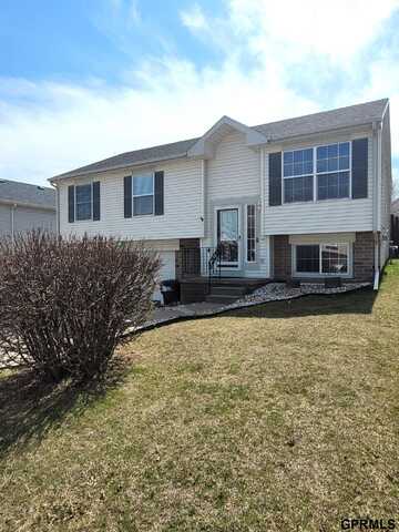 7857 Mary Street, Omaha, NE 68122