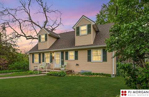 6701 Lake Street, Omaha, NE 68104