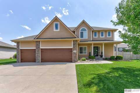 7633 Legacy Street, Papillion, NE 68046