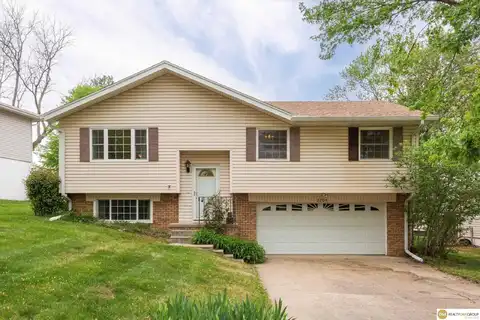 2204 Coventry Drive, Bellevue, NE 68123