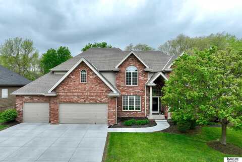 802 S 182nd Street, Omaha, NE 68022