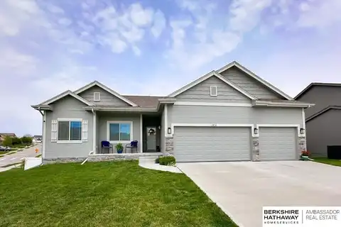 1814 Pilgrim Drive, Bellevue, NE 68123