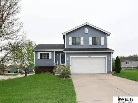 2903 Yorktown Street, Bellevue, NE 68123