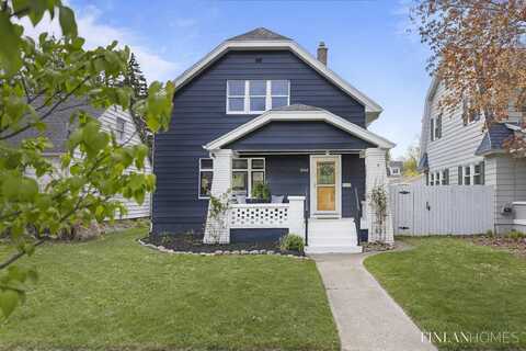 1044 Innes Street NE, Grand Rapids, MI 49503