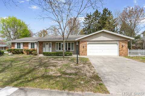 761 Crestview Street, Holland, MI 49423