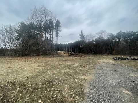 6693 Egan Avenue SE, Caledonia, MI 49316