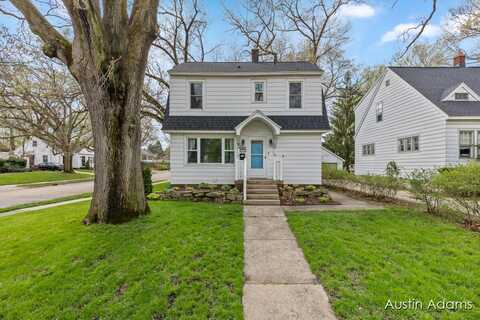 853 Spring Avenue NE, Grand Rapids, MI 49503