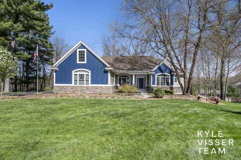 9215 Knights Court SE, Alto, MI 49302