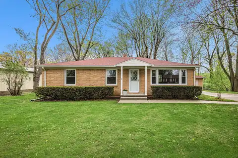 4031 Royal Curve, Saint Joseph, MI 49085