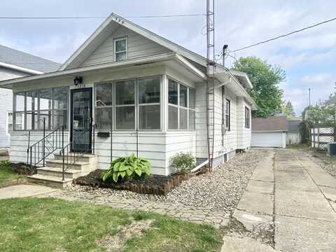 1218 Burr Street, Jackson, MI 49201