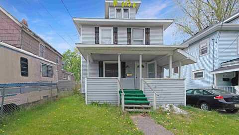 814 W Willow Street, Lansing, MI 48906
